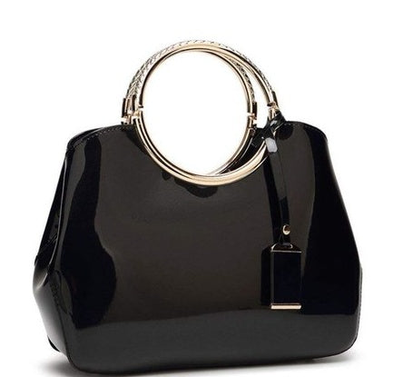 Bolso de charol con asas de aro – foto 2