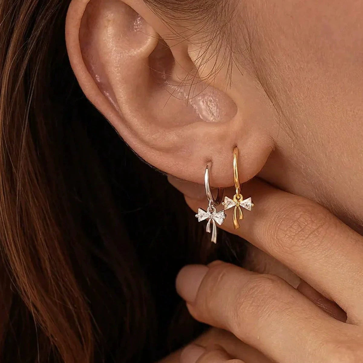 Pendientes de lazo con circonitas – foto 3