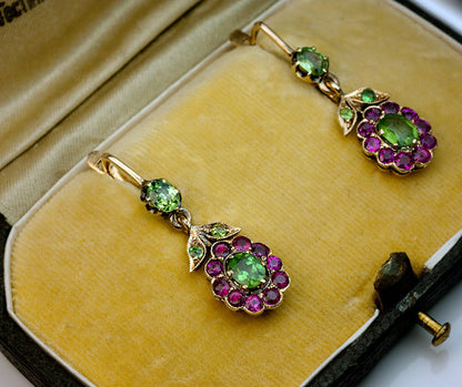 Pendientes largos de flor con cristales verdes – foto 3