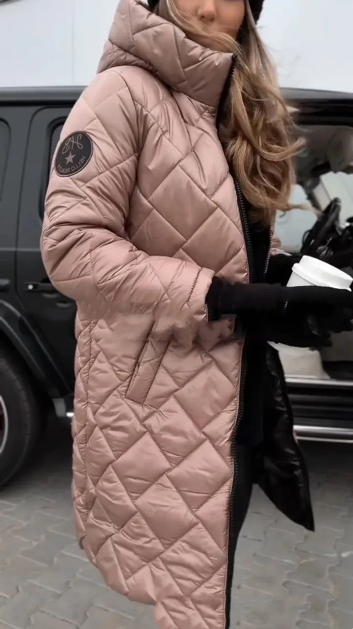 Chaqueta acolchada corta con capucha – foto 8