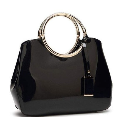 Bolso de charol con asas de aro – foto 2