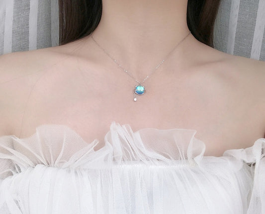 Collar de gato con piedra luna en plata 925