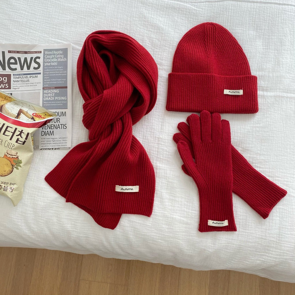 Conjunto liso de gorro, bufanda y guantes – foto 4