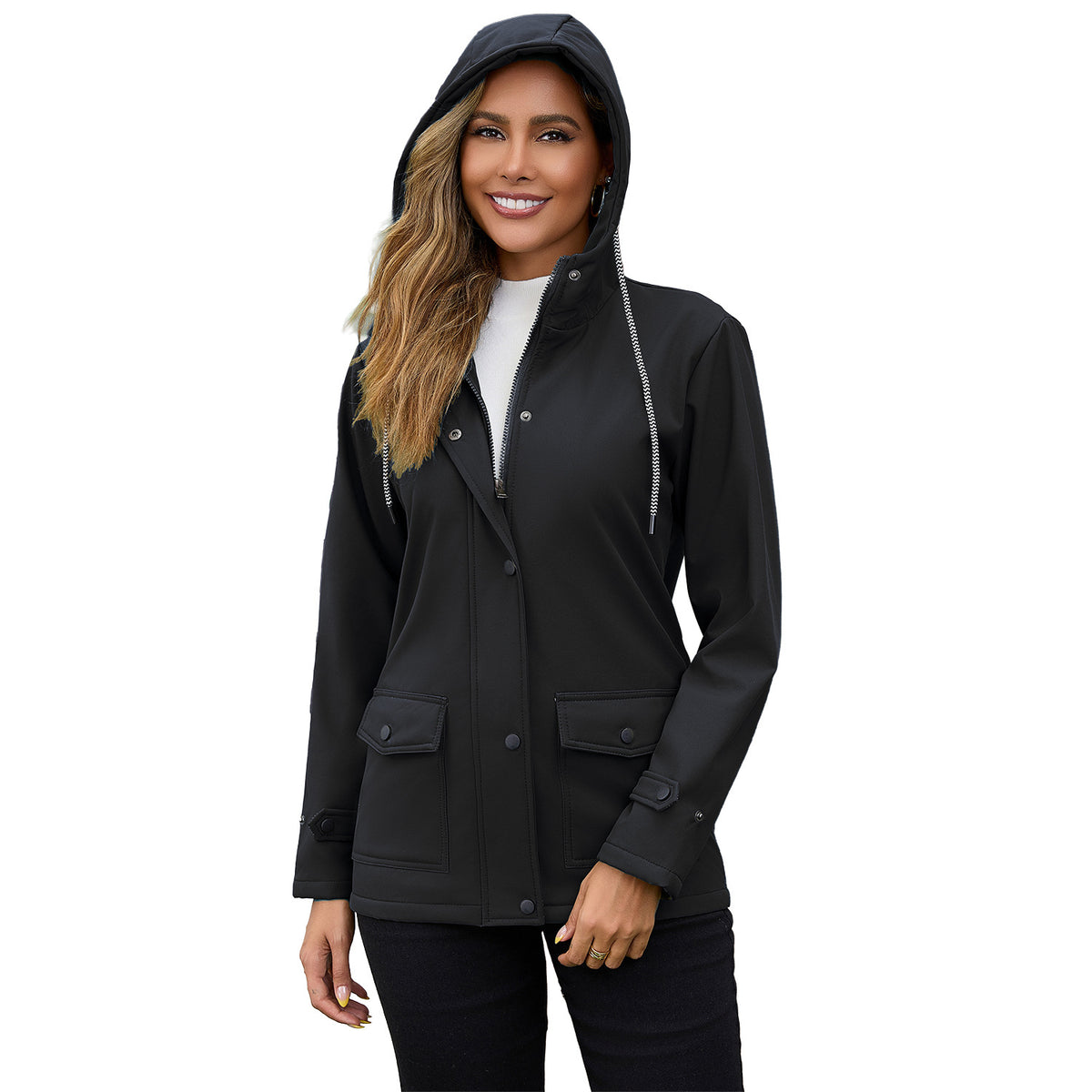 Parka cortavientos con forro polar en negro – look