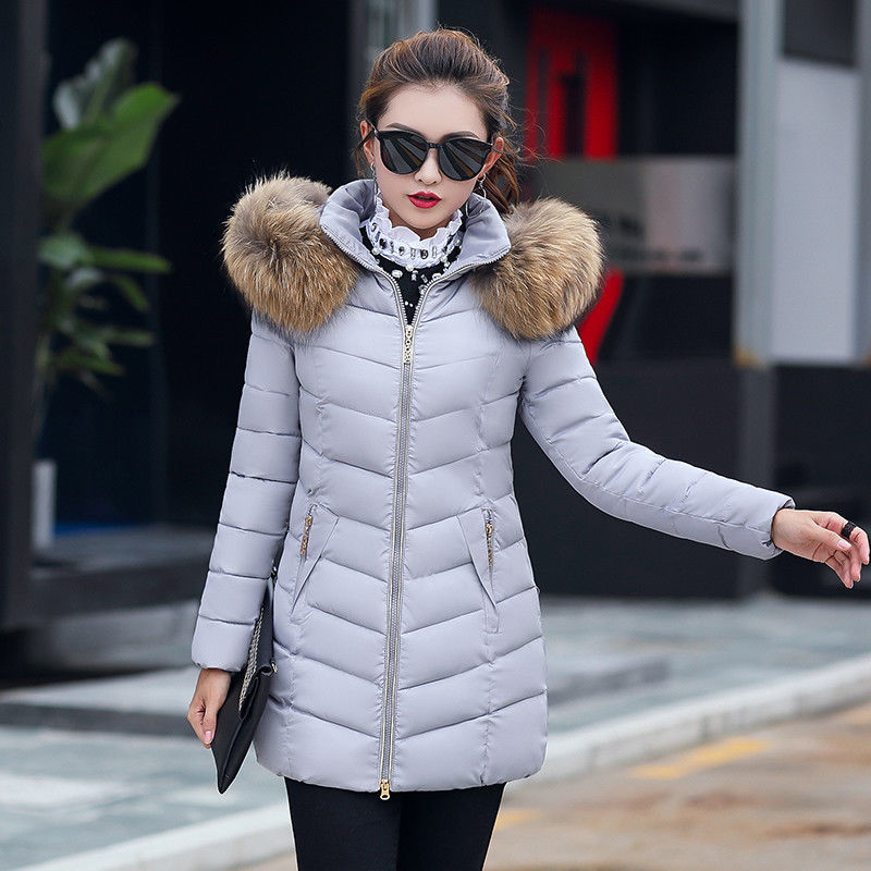 Parka acolchada entallada con capucha – foto 10