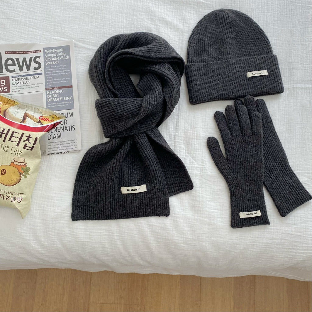 Conjunto liso de gorro, bufanda y guantes – foto 12
