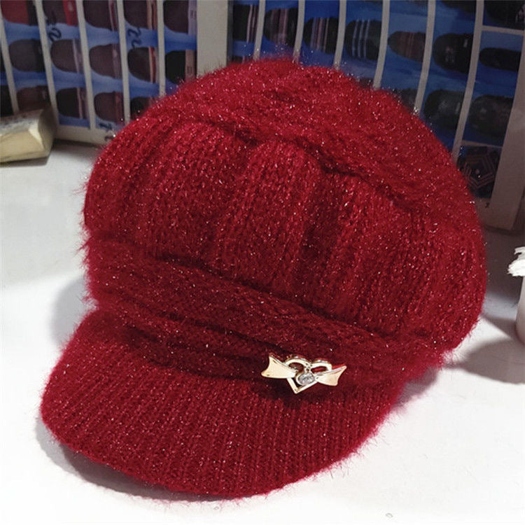 Boina de punto con visera y broche – foto 4