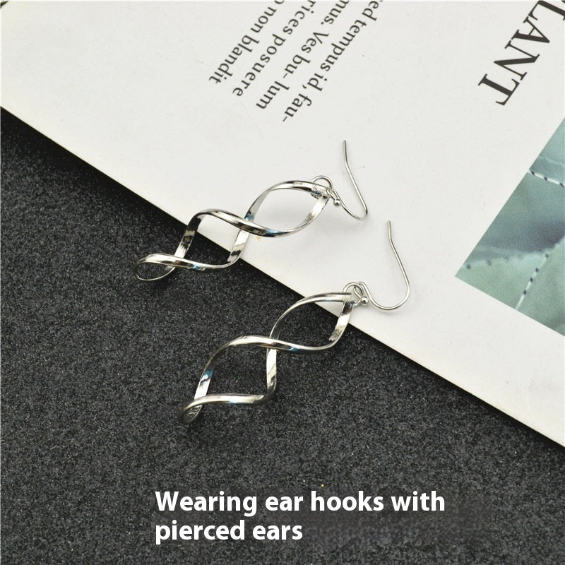Pendientes trenzados de plata en espiral – foto 2