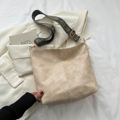 Bolso de hombro con asa ancha – foto 11