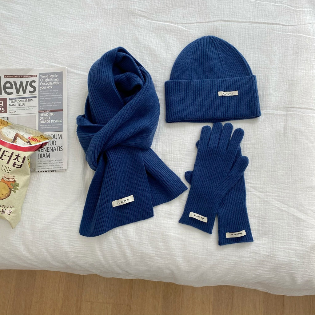 Conjunto liso de gorro, bufanda y guantes – foto 10
