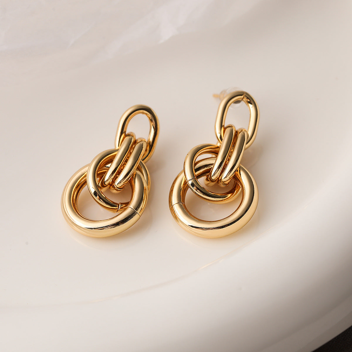 Pendientes de aros entrelazados – foto 2