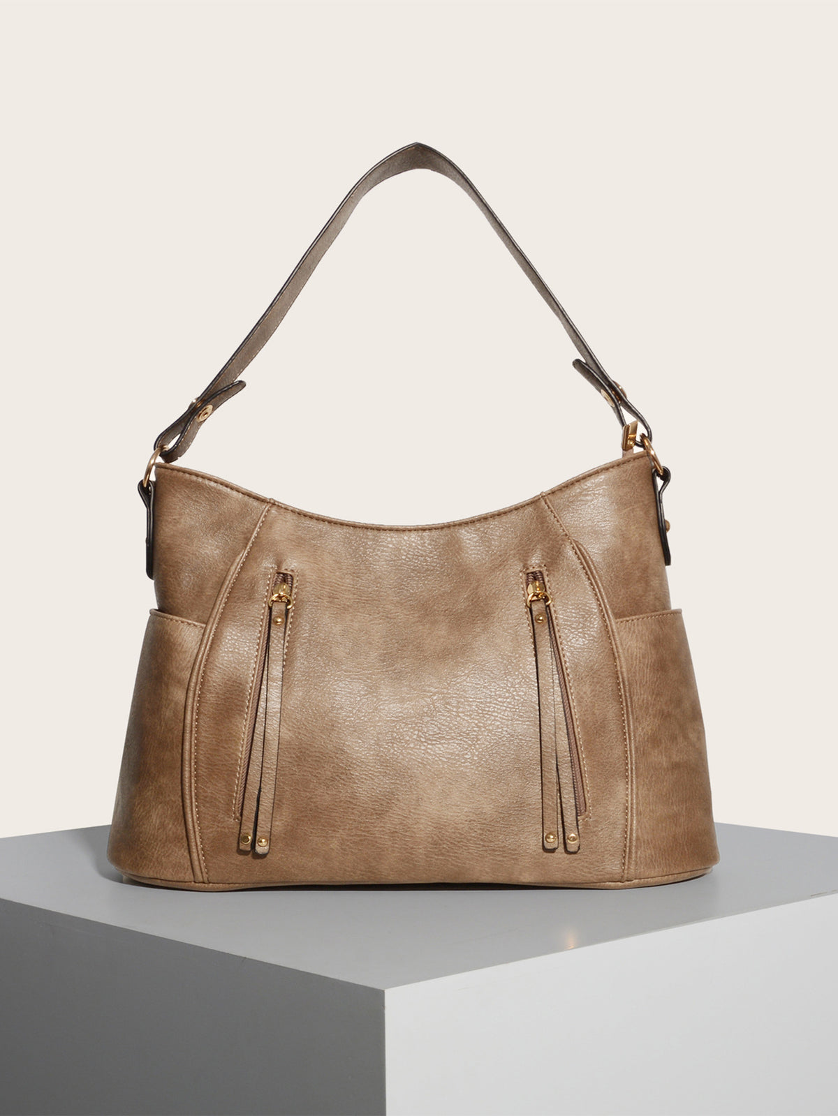 Bolso hobo con borla – foto 4