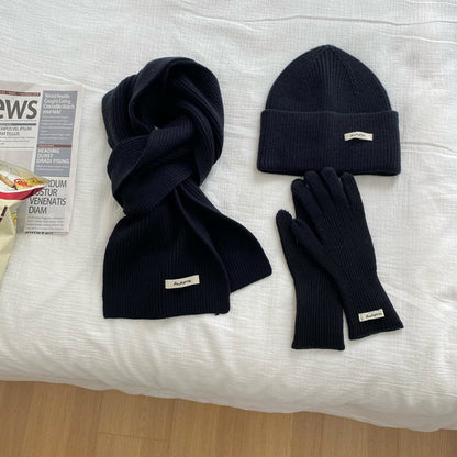 Conjunto liso de gorro, bufanda y guantes – foto 9