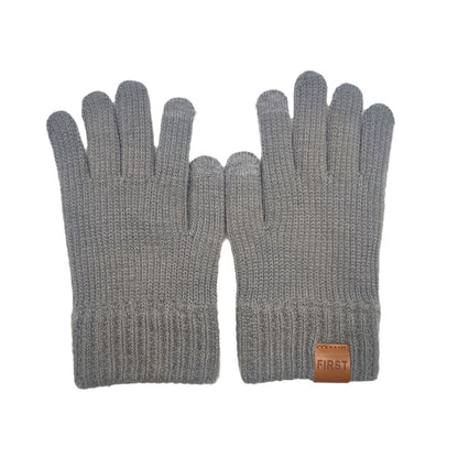 Conjunto de canalé con pompón, bufanda y guantes – foto 5