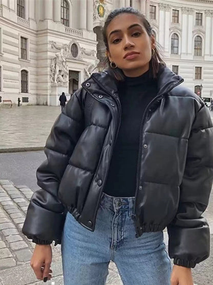 Chaqueta corta acolchada brillante – foto 3